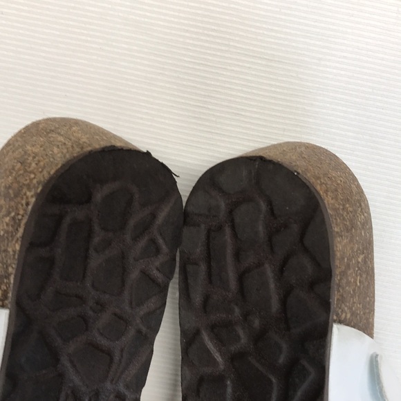 Woman’s Sandals made in Italy with cork and suede footbed - Picture 7 of 15